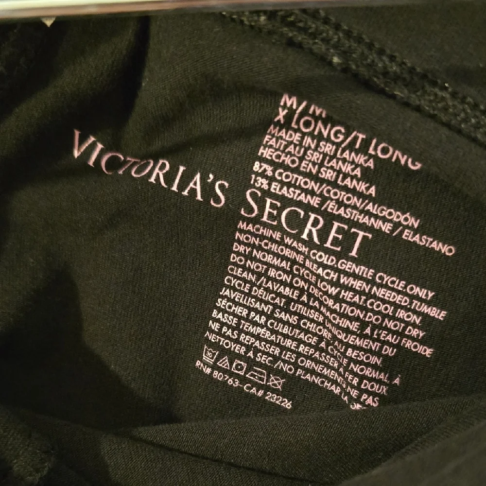 Black Love Sequin Yoga Pants - Picture 4 of 6